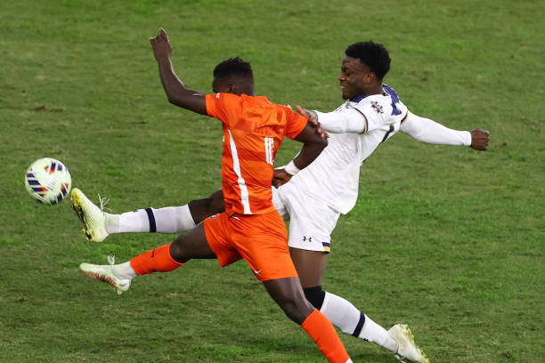 更是一场智 更是一场智